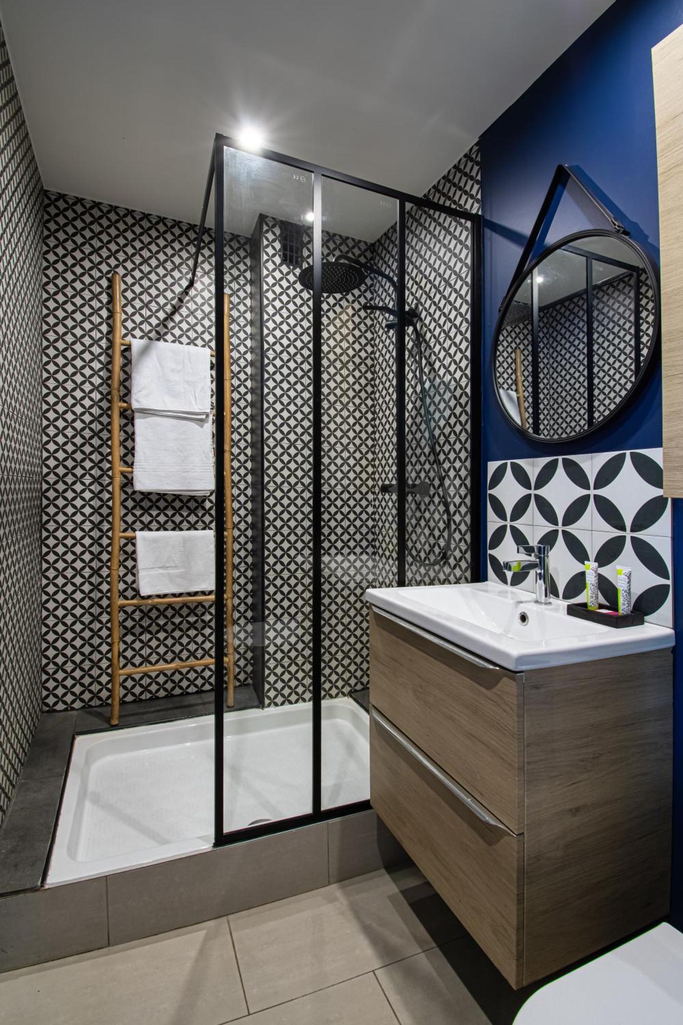 Suite Madison Villeurbanne Exteriér fotografie